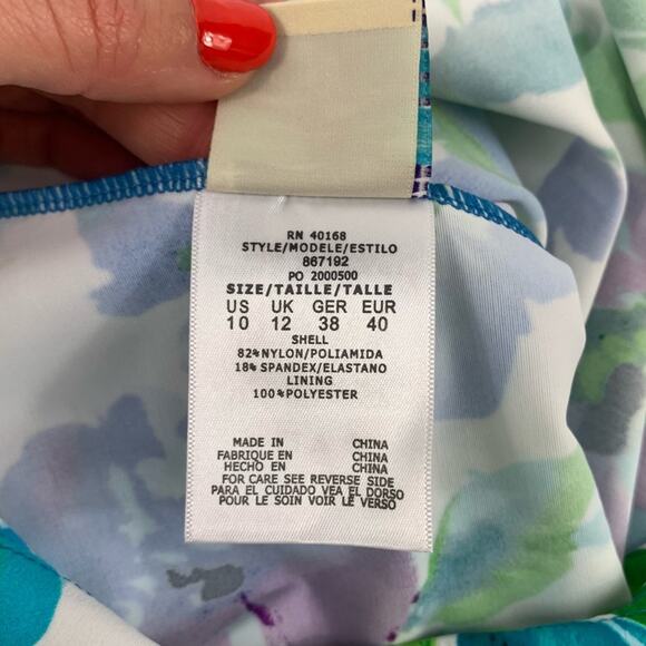 White Floral Tankini - Picture 9 of 11